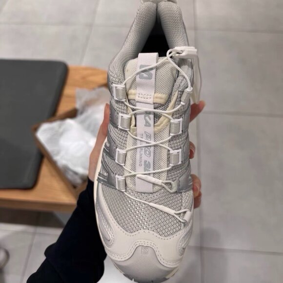 Salomon Darth Vader Men's Fashion Outdoor Sneaker - Picture 4 of 4